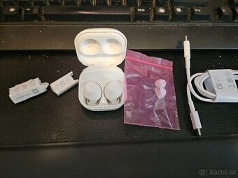 Samsung Galaxy Buds FE - nová, kompletní balení - 1