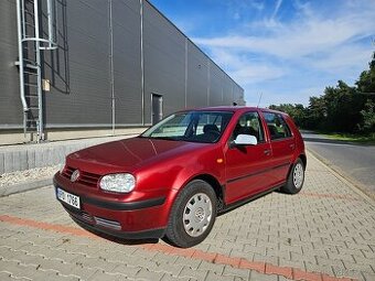 VW GOLF IV 1.4 16V++55KW++TAŽNÉ++