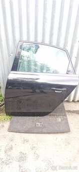 Leve zadni prave zadni dvere audi A4 B8 8K sedan lz9y