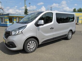 Renault Trafic 1.6 DCI 140 8 míst ČR