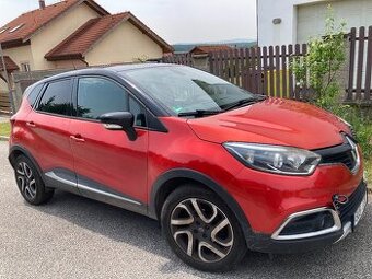 Prodám Renault Captur s poškozeným motorem
