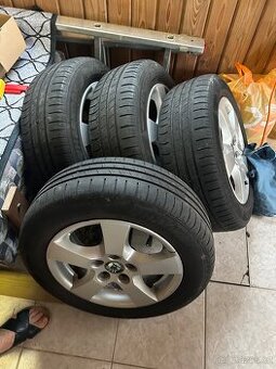 Alu kola 14” Škoda a letni pneu 185/60/R14