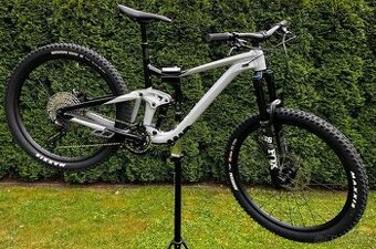Giant trance x3