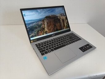 Zánovní Notebook Acer 15,6"