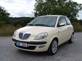 Lancia Ypsilon 1.2i ,velice pěkná