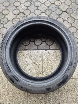 Letní pneu 235/40/18