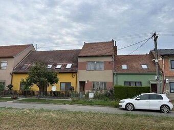 Prodej rodinného řadového domu Wurmova, Šlapanice u Brna