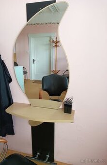 Prodám kadeřnické vybavení