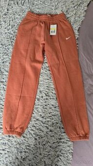 Nike damske teplaky  S