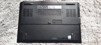 Asus ROG Zephyrus GU502G spodní víko