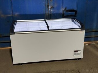 Pultový mrazák 500L 1500×675×850 mm