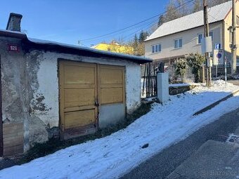 Garáž a pozemek Velke Meziříčí