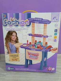 Dětský toaletní stolek pro holčičky