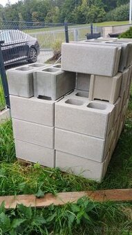 plotové tvarovky Luneta