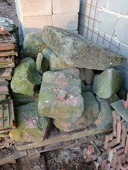 Prodám pískovcové kameny a kvádry