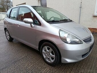 Honda Jazz 1.4i Benzin 4 Valec 61 Kw Bez Koroze Garance km