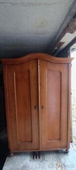 Starožitné skříně