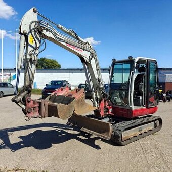 TAKEUCHI TB 250-2,  SLEVA + kladivo v ceně