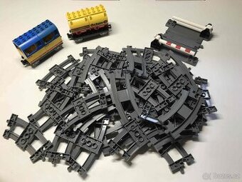 Lego Duplo Velká sada kolejí s vagonky a přejezdem
