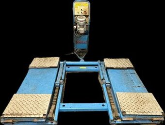 Nůžkový zvedák 3tuny