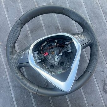 Alfa romeo Guilietta nový kožený volant