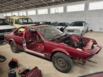 BMW 635 CSi - karoserie