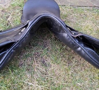 Prodám 2 sedla na širokého koně, možná výměna