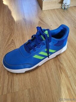 Dětské boty Adidas velikost 39
