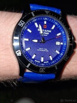 Švýcarské hodinky Swiss Alpine Military (Top stav)