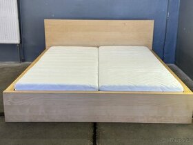 Postel 160x200 IKEA MALM s matrací