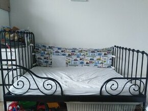 rostoucí postel Ikea