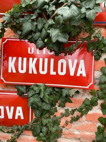 Smaltovaná cedule