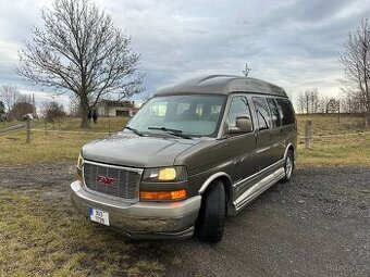 GMC Savana Explorer na prodej