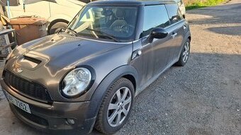 Mini Cooper S Works kit Nepojízdné