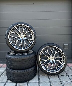 Alu kola 5x112 R19 MAM RS4
