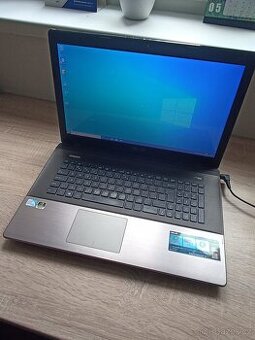 Notebook 17" Asus