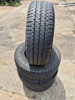 Nepoužité letní dodávkové pneu Michelin 215/65/15C