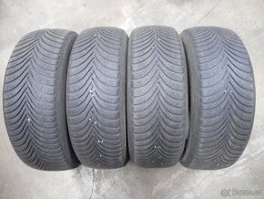 205/65R15 94T