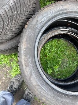 2ks celoročních pneu 205/55 R16 - Goodyear