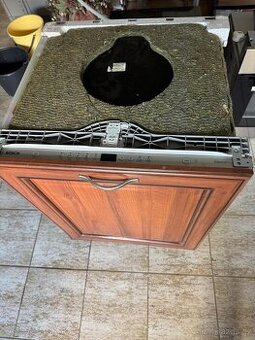 Vestavná myčka Bosch 60cm volat tel.602 203 767