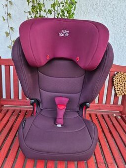 Autosedačka Britax Römer Kidfix 3 M