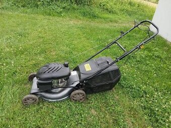 Benzínová sekačka MTD, velký koš, záběr 46cm