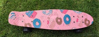 Pennyboard MTR Cupcakes 56 cm