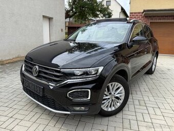 VW T-ROC 1.5 TSi 110KwHighline/Fulled/Pano/Kamera/Tažný/2020