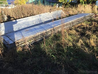 OCEL : ůčko 10 cm -1 m 70 Kč,14 cm-80 sem tam íčko