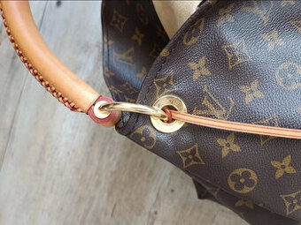Louis Vuitton borsa Umělecká s fatturou