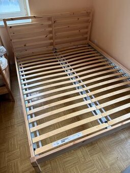 Postel IKEA Tarva 160x200 s roštem