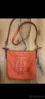 Kabelka crossbody Tommy Hilfiger