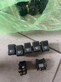 Spínače panelovy, zamek zapalovani na traktor Belarus