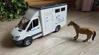 Přeprava koní MB sprinter - Bruder